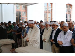 Muhammed Mursi için Sakarya’da gıyabi cenaze namazı kılındı