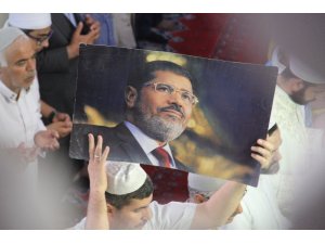 Mursi için Şanlıurfa’da gıyabi cenaze namazı kılındı