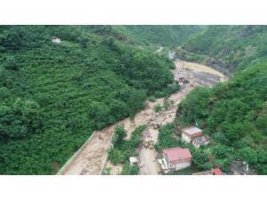 Trabzon’un Araklı ilçesinde HES borusu patladı: 1 ölü, 3 kayıp