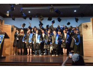 Ankara Üniversitesi Nallıhan Meslek Yüksekokulu mezunlarını verdi