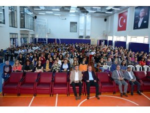 Vali Mustafa Masatlı Başkanlığında, Milli Eğitim yıl sonu değerlendirme toplantısı düzenlendi