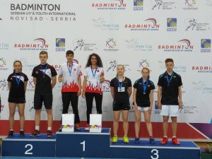 Milli badmintoncular Sırbistan’dan madalyalarla döndü