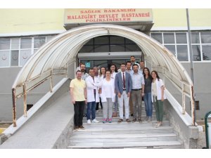 Malazgirt Devlet Hastanesinin doktor kadrosu göz kamaştırıyor