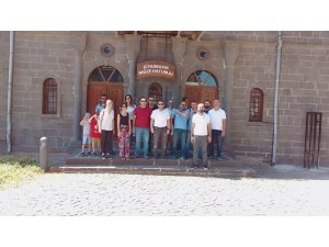 Öğretmenler Diyarbakır’ın tarihi yerlerini gezdi