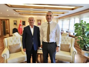 Başkan Akman’dan Bakan Ersoy’a ziyaret