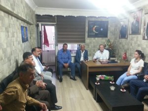 MHP İl Başkanı Naim Karataş, meclis üyeleri ile istişare toplantısı yaptı