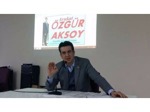 Avukat Aksoy mezarı başında anıldı