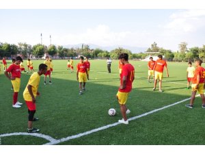 İncirliova Belediyesi Yaz Spor Okulları, Acarlar’da da startını verdi