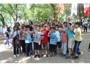 5 bin 500 çocuk Esenler’ deki piknikte doyasıya eğlendi