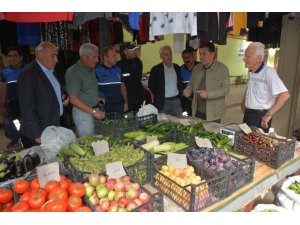 Başkan Demir, kapalı halk pazarında
