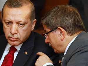 Erdoğan'dan Davutoğlu'na parti telefonu!