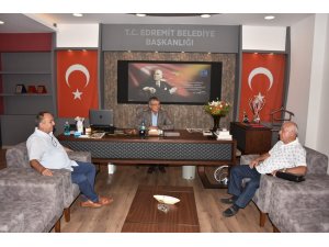 TBMM eski Başkanı Cemil Çiçek Edremit Belediye Başkanı Hasan Arslan’ı ziyaret etti