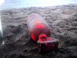 Karasu Plajında bulunan Denizaltı’na ait bomba paniğe neden oldu