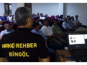 Bingöl’de sağlıkçılara uyuşturucuyla mücadele semineri