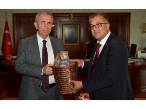 Belediye Başkan Yardımcısı Kayaoğlu, Ankara Büyükşehir Belediye Başkanı Yavaş’ı ziyaret etti