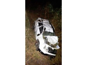 Köprüden dereye uçan aracın sürücüsü hayatını kaybetti
