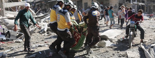 Rus uçakları İdlib'i bombaladı: 38 sivil öldü