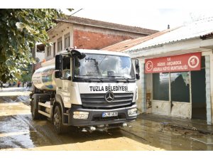 Tuzla Belediyesinden selden etkilenen köylere destek