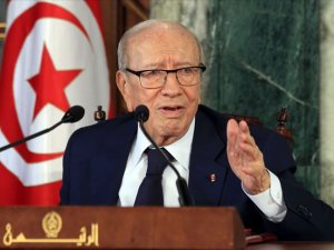 Tunus Cumhurbaşkanı hayatını kaybetti