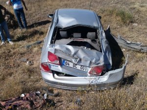 Sivas’ta otomobil şarampole uçtu: 1 polis yaralı