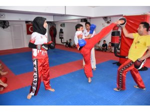 Kırıkkale’deki kick boksçular uluslararası turnuvalarda Türkiye’yi temsil edecek
