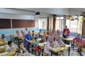Turgutlu Halk Eğitim Merkezinde 800 öğrenci Kur’an okumayı öğrendi