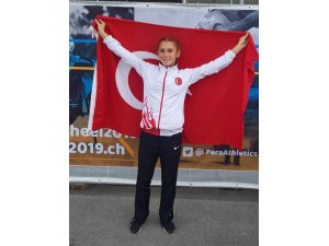 Burhaniyeli Muhsine 400 metrede dünya şampiyonu