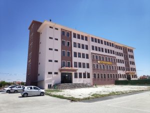 Meram Belediyesi okulların tadilatlarını gerçekleştiriyor