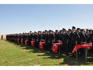 Afyonkarahisar’da 424 polis törenle mezun oldu