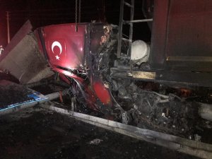 Konya’da tır bariyerlere çarptı: 1 ölü