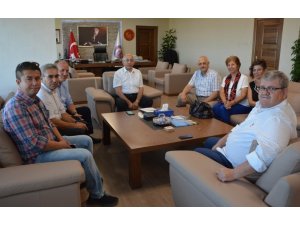 Öğrenci Yurtları Derneği’nden Rektör Prof Dr. Sedat Murat’a ziyaret