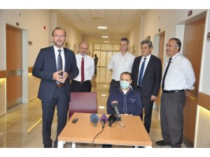 Bypass ameliyatı olan AKÜ Rektörü Prof. Dr. Mehmet Karakaş taburcu oldu