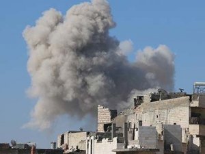 Rus savaş uçakları yine İdlib'i vurdu: Çok sayıda ölü ve yaralı var