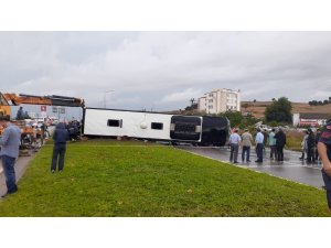 Biga’da yolcu otobüsü devrildi: 1 ölü