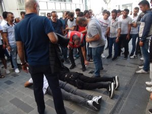 Taksim Talimhane’de meydan kavgası kamerada