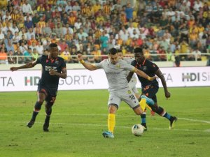 Süper Lig: Yeni Malatyaspor: 0 - Medipol Başakşehir: 0 (İlk yarı)
