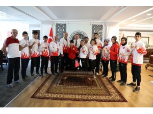 Wushu kungfu şampiyonlarından Başkan Palancıoğlu’na ziyaret