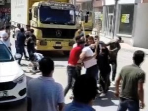 Bursa'da beşik kertmesi kavgası: 9 yaralı, 18 gözaltı