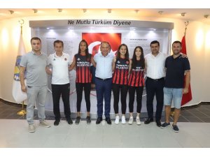 Basketbolda Turgutlu Belediyespor’un gururu oldular