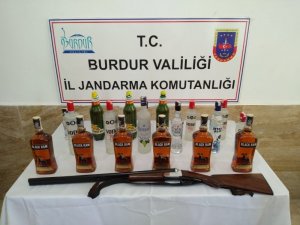 Burdur’da kaçak içki operasyonu