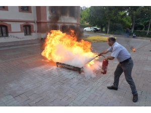 Bilecik Belediyesi’nden yangın ve kurtarma tatbikatı