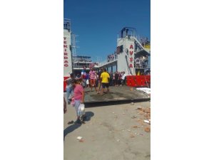 Feribot iskeleye çarptı: 4’ü çocuk 7 yaralı