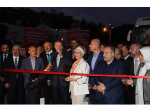 Cumhurbaşkanı Erdoğan, Araklı’da restoran açılışına katıldı