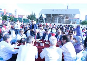 Kırşehir Belediyesi, 260 çocuğa davullu zurnalı sünnet şöleni düzenledi