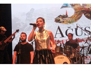 Beyoğlu’nda 30 Ağustos Zaferi konserle kutlandı
