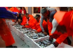 Yasak sona erdi balıkçılar "Vira Bismillah" dedi