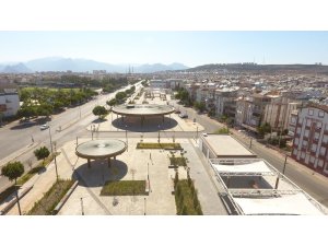 Antalya’nın en büyük meydanı Kepez’de açıldı