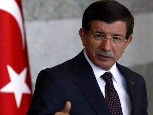 AK Parti'de, Davutoğlu için ihraç talebi!