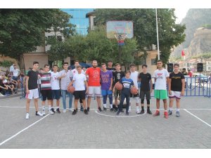 Şehzadeler Sokak Basketbol Turnuvası başladı