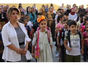 Kızıltepe’de 75 bin öğrenci ders başı yaptı